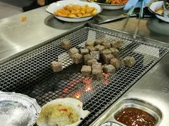 -马路牙子烧烤音乐酒馆(望京店)