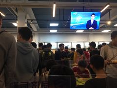 -同济大学本部学苑饮食广场