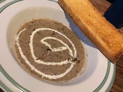 黑菌奶油蘑菇汤-I HOLIC艾豪丽披萨(KKone店)