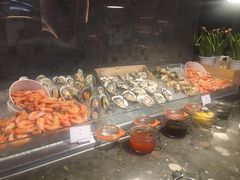 -BLU 全日制餐厅(上海安曼纳卓悦酒店)