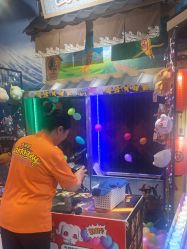 -卡通尼乐园(新达汇三林店)