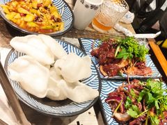 -燚店·铁板鱼蛙·烤肉·烤串(北新桥店)