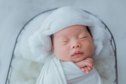 -小熊维尼高端孕婴摄影(清湖金銮店)