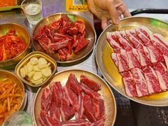 -釜山火炉·海鲜烤肉(紫藤路店)