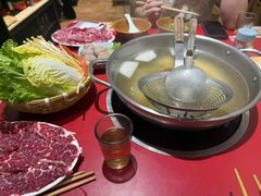 -潮汕·草根牛肉档(上海荟聚城市集市店)