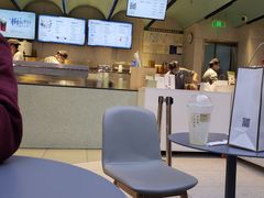 -奈雪的茶(亨特国际广场店)