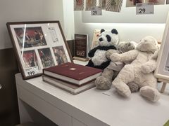 -HIMO海马体照相馆(上海华润CP静安店)