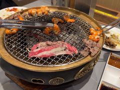 -山焱·炭火自助烤肉(周浦万达店)