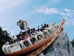 -七彩云南欢乐世界