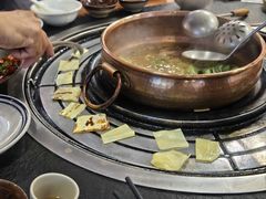 -阿山卓·野生菌火锅·纳西火塘烤肉