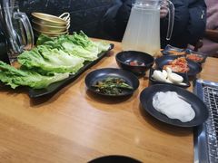 -肉甲韩国木炭烤肉(新壹街1店)
