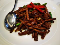 茶树菇炒牛柳条-万龙洲海鲜(大兴绿地缤纷城店)
