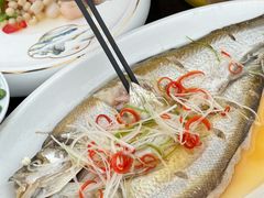 -七的湖·晚芳亭·阳澄湖农家菜·大闸蟹(莲花岛店)