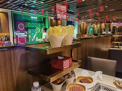-海底捞火锅鲜切牛肉主题店(长寿路店)