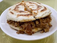 腊汁肉夹馍-汉思肴 热面皮(虬江路店)
