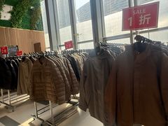 -广州周大福金融中心