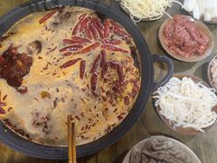 -黄潇洒老火锅(九眼桥宏济巷店)