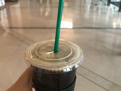 -星巴克臻选(北京嘉里中心第二店)