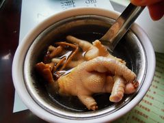 茶树菇龙骨炖鸡脚汤-荔园小馆(园岭新村二期店)