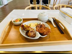 -上海宝宁宝马4S店