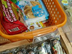 -来伊份1038(新村路三店)