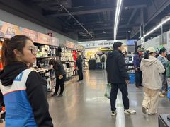 -迪卡侬(西三旗店)