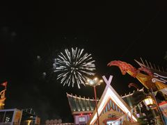 -七彩云南欢乐世界