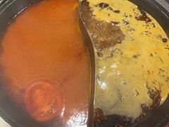 -鹿鸣山草本茶香火锅(园西路店)