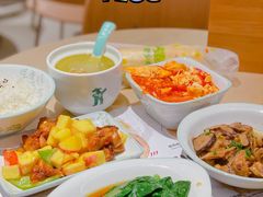 -老乡鸡(上海白玉兰广场店)
