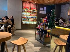 -星巴克臻选(周浦万达店)