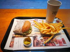 -The Habit Burger Grill 哈比特汉堡(复兴soho店)