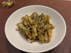 葱姜炒蛏子-天天鱼港·海鲜·鲅鱼水饺·招牌烤鸭(黄骅店)