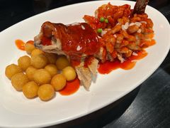 -吴越荣记苏州菜·松鼠桂鱼100%活鱼现做(月光码头店)