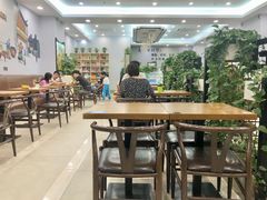 大堂-爱乐信甜品(石湾店)