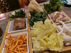 -牛牛章·章鱼水煎肉(光谷世界城店)