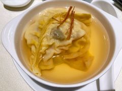 花胶灌汤饺-皇朝会.经典传统粤菜(外滩店)