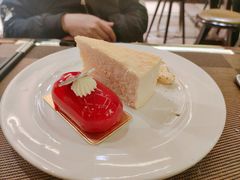 -大中华希尔顿酒店-念自助餐·嗨啤·小龙虾