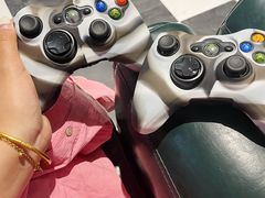 -红河谷晴天别墅轰趴馆