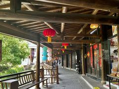 -丝绸小镇荻港古村