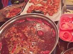 -玩坞轰趴馆·户外团建聚会主题生日派对馆(世豪广场店)