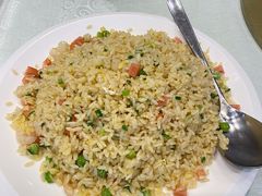 扬州炒饭-鞍山大白鲨美食酒店