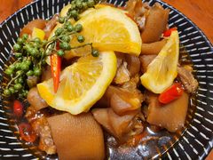 -姜君·千岛湖鱼头馆(浦东大道店)