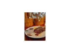 -羽深肉铺 Steak & Wine