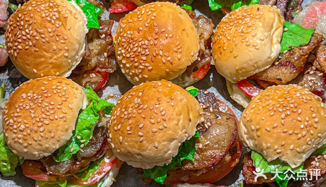 为了这一口mini小汉堡🍔我愿一直待在南昌