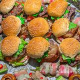 为了这一口mini小汉堡🍔我愿一直待在南昌