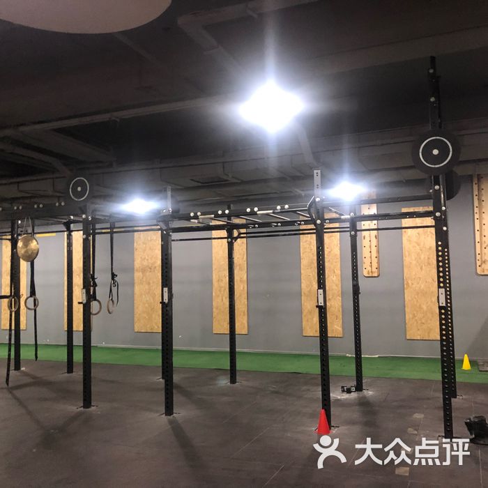 crossfit shifu美式综合体能训练馆