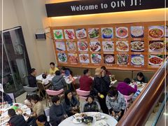 -覃记海鲜美食餐厅