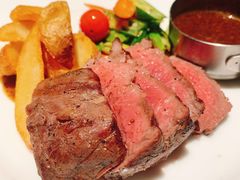 炭烤菲力牛排佐黑胡椒汁-秀·爱尔兰餐吧(上海路店)