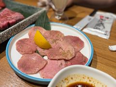 名物牛舌-炼火烤肉店