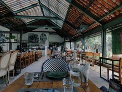 -喜洲吧·江畔老船厂·庭院餐厅(喜临院店)
